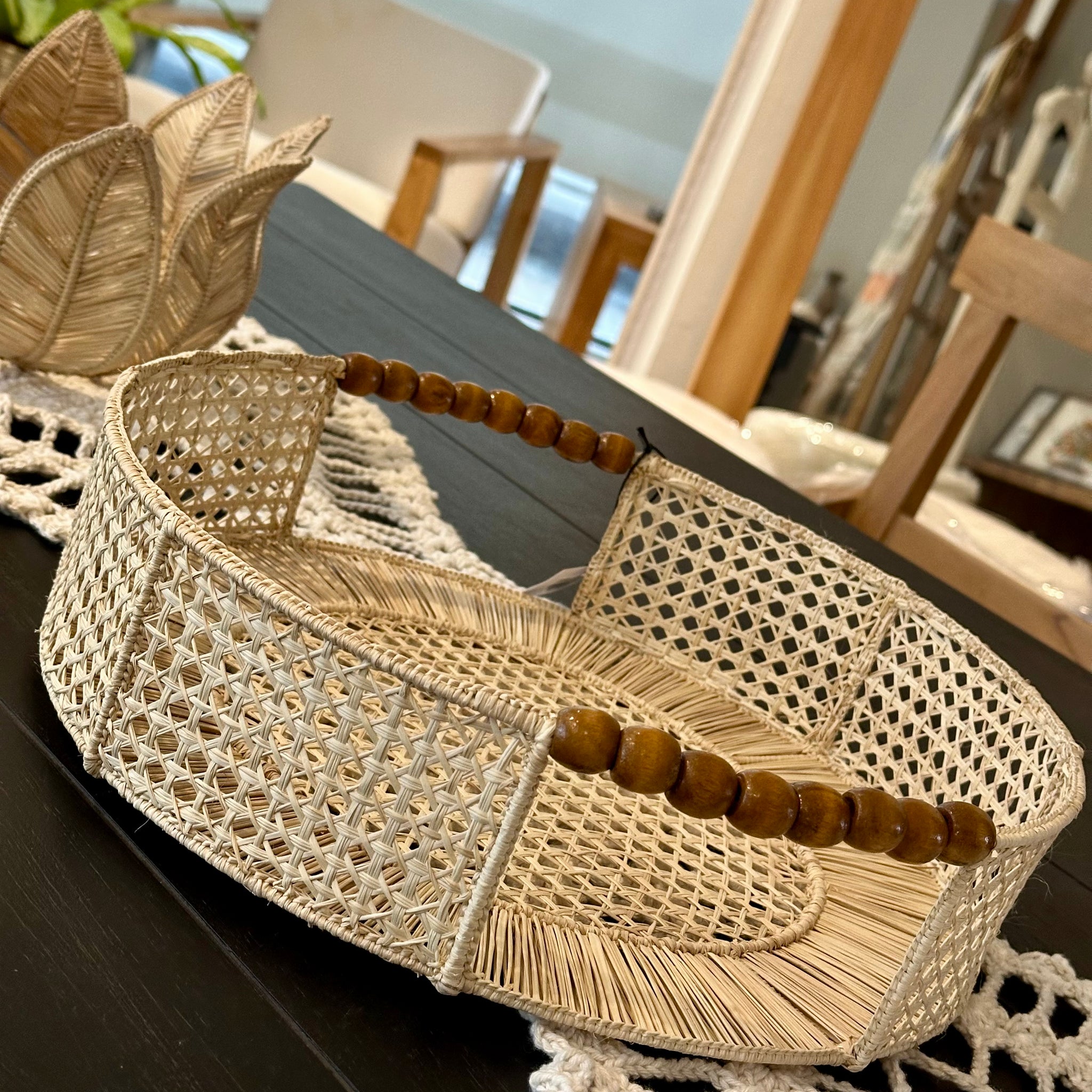 WOVEN DECORATIVE BASKET