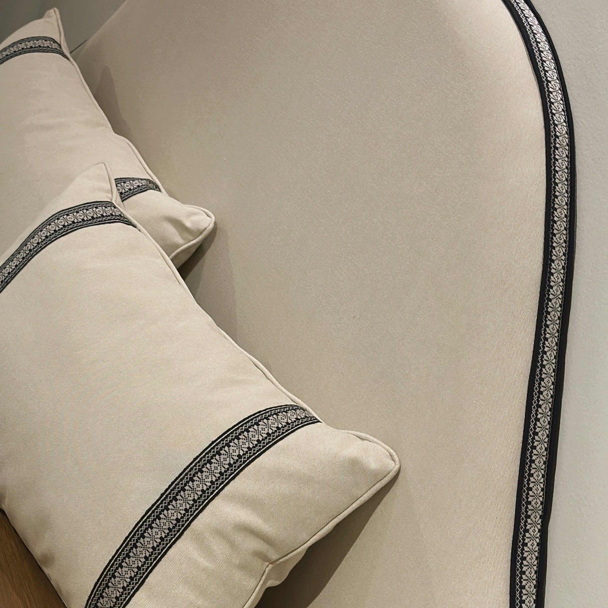 CABECERA JOSEFINA - COLECCIÓN ALMA PARAGUAYA