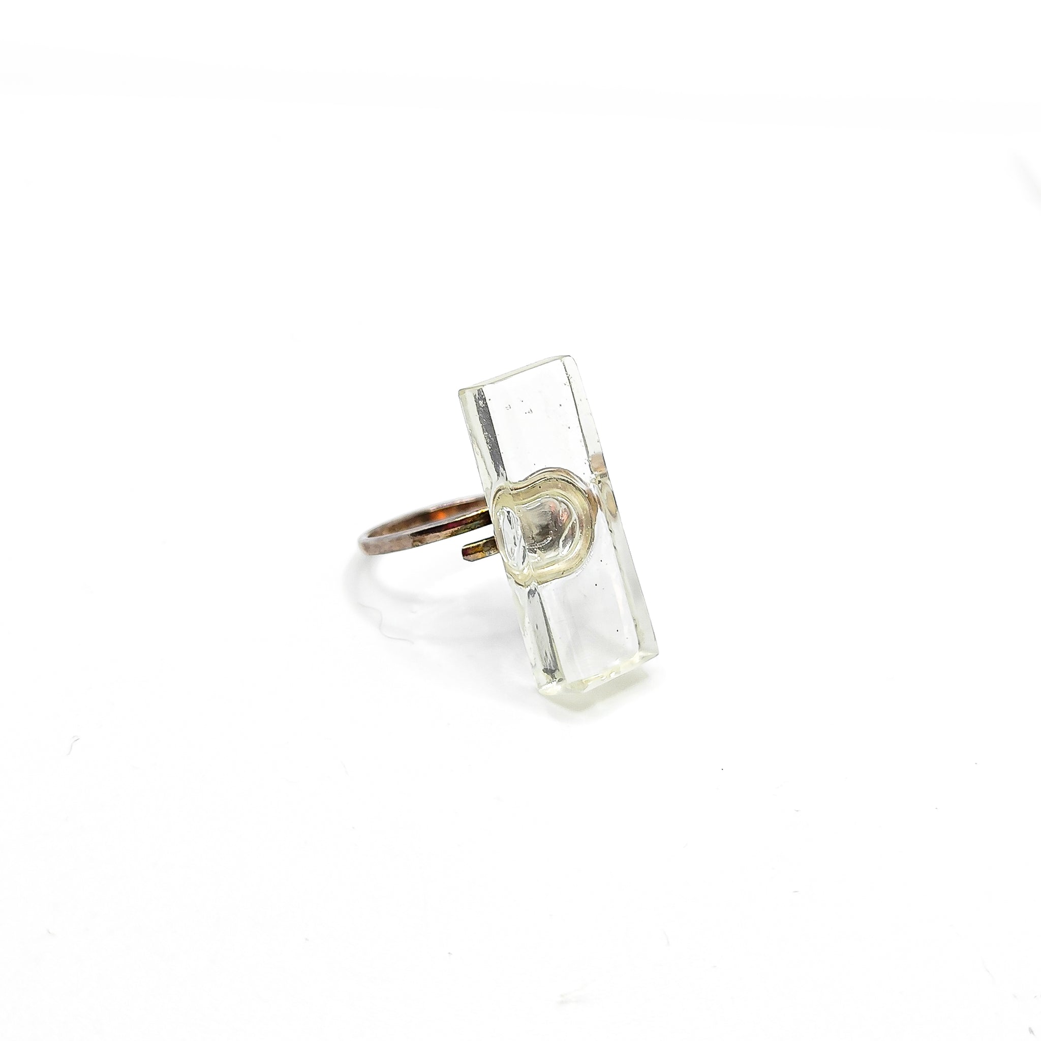 Anillo Rectangulo Largo Color Transparente Colección Bloom