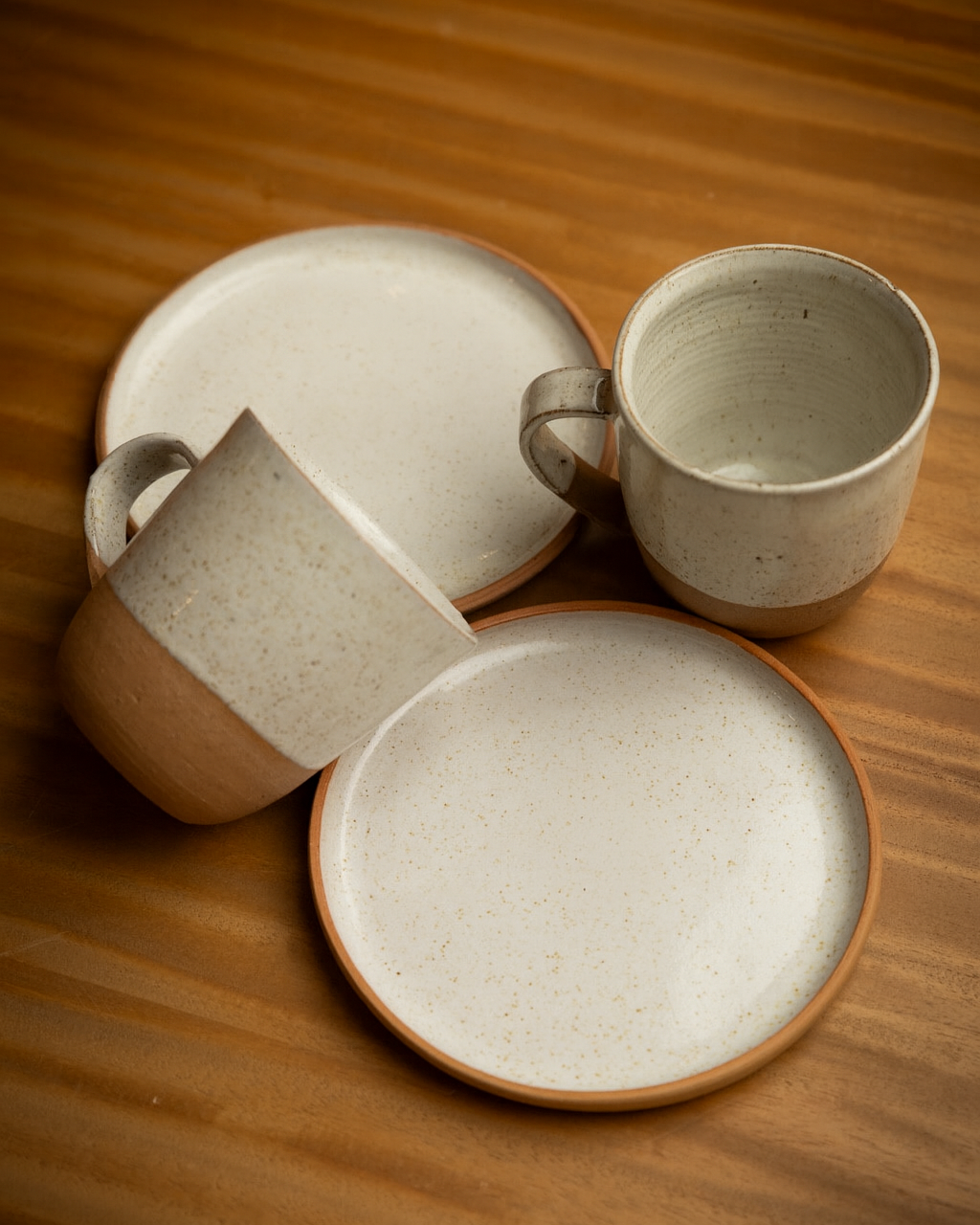 PAR DE TAZAS DE CERÁMICA ARTESANAL - ARENA