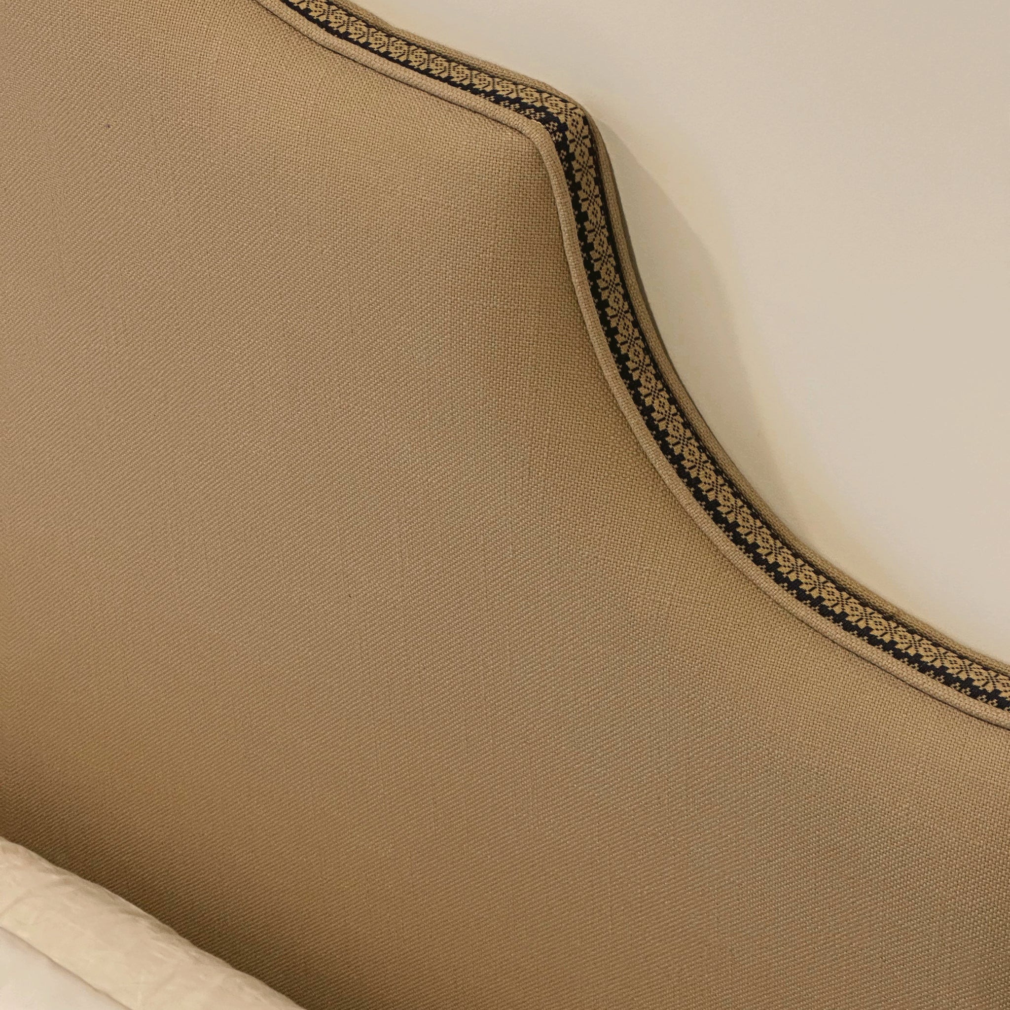 CABECERA JOSEFINA - COLECCIÓN ALMA PARAGUAYA