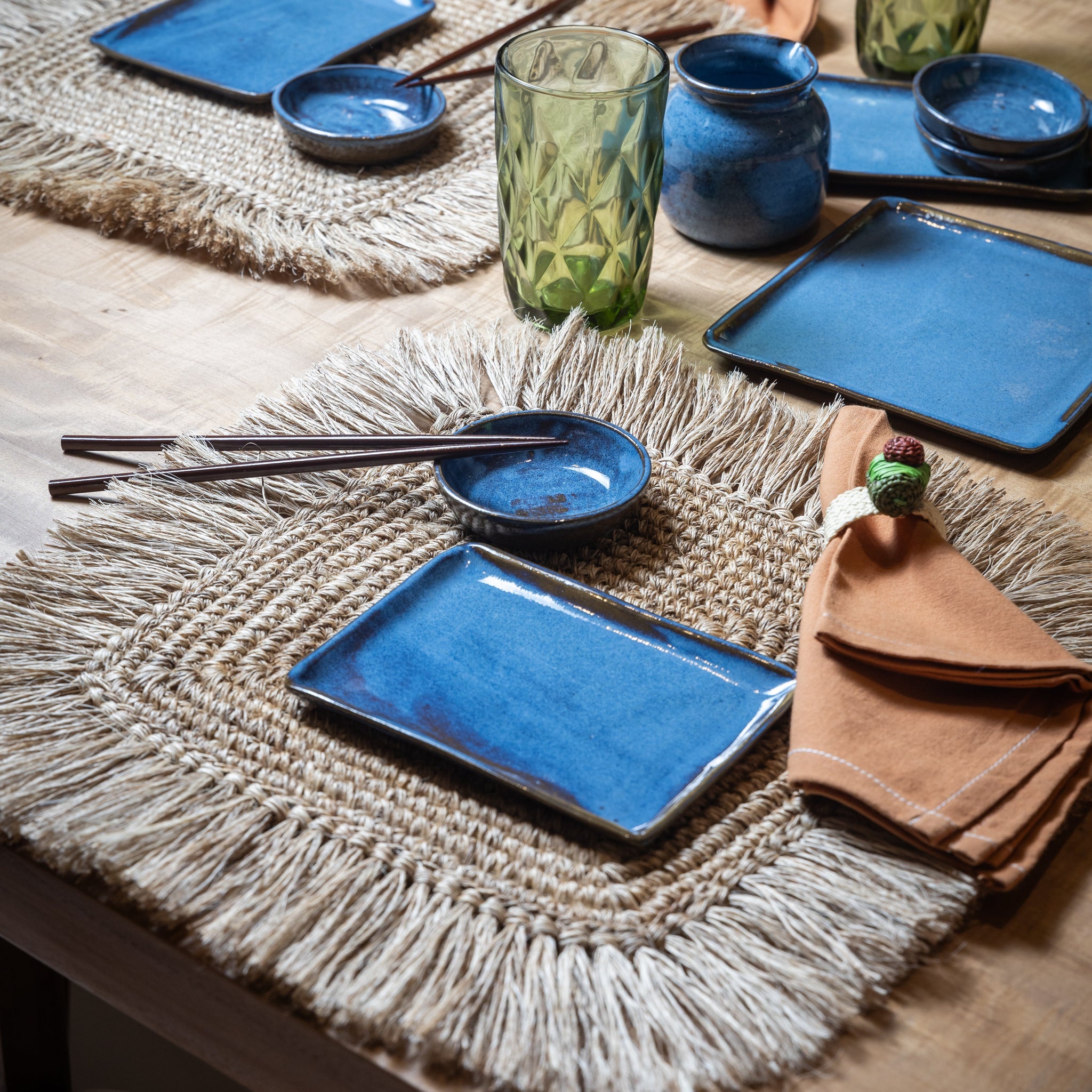 POSA PLATO INDIVIDUAL CUADRADO RAFFIA
