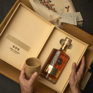 KIT ESENCIA PARAGUAYA - EDICIÓN PREMIUM COLECCIÓN PRIVADA RESERVA 60 AÑOS