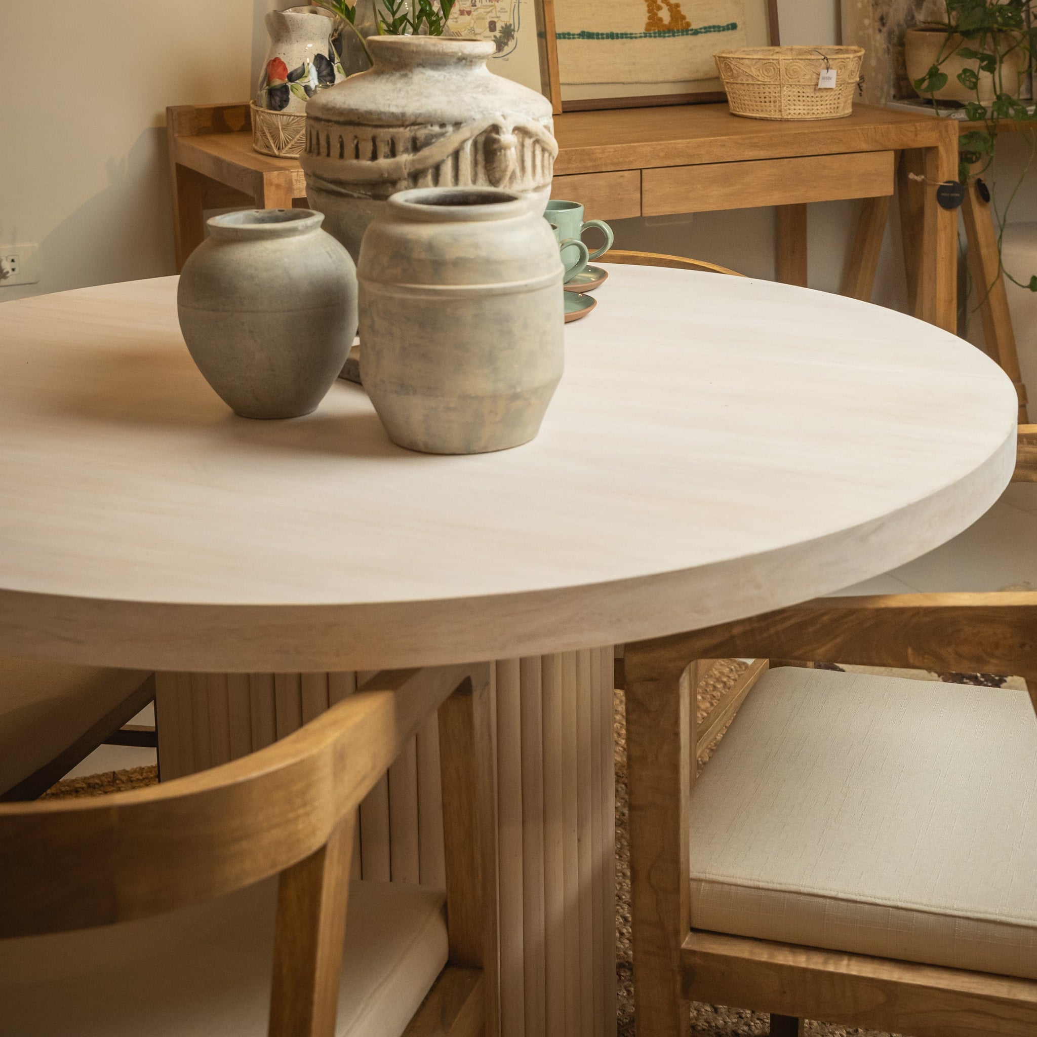 MESA REDONDA BALI WHITE WASH