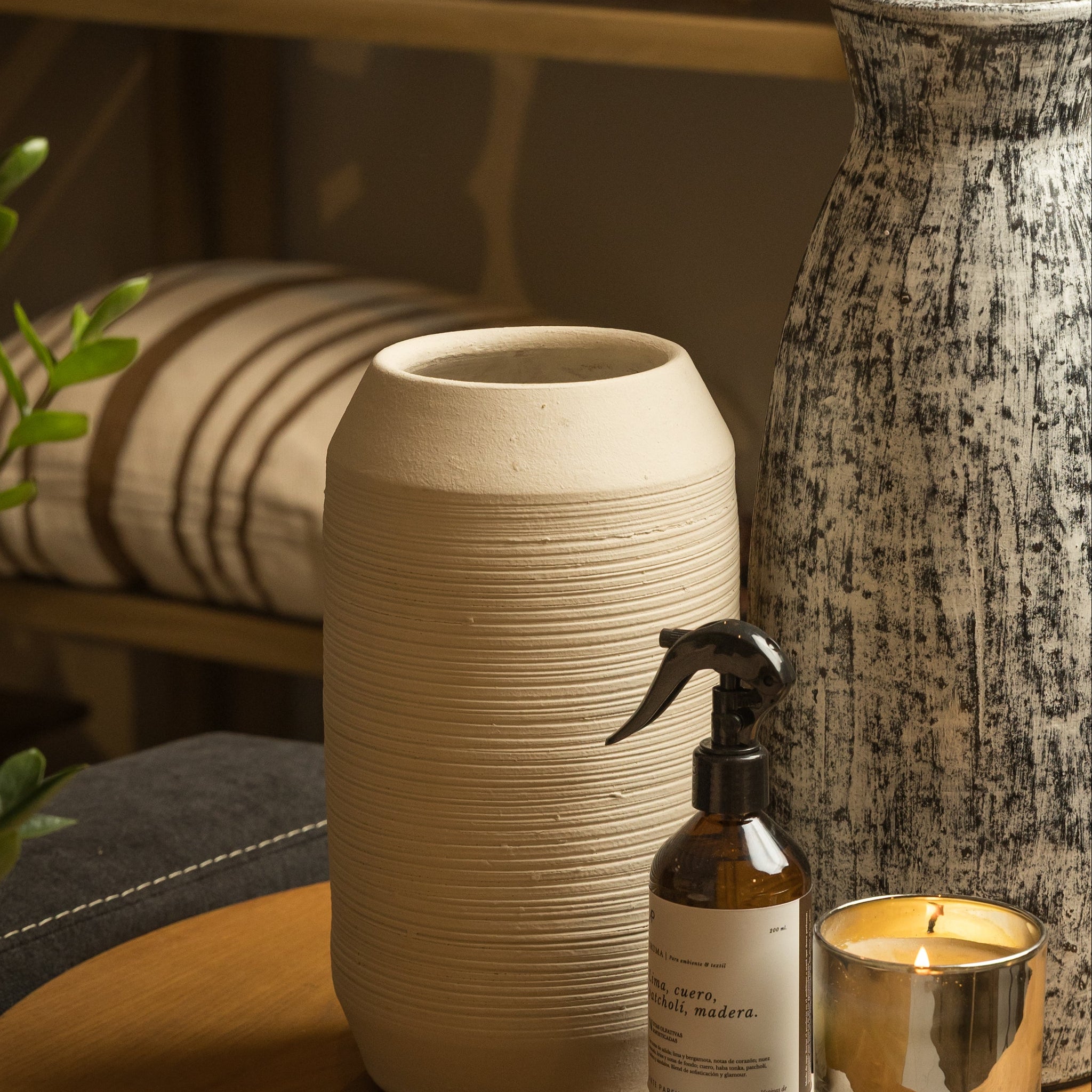 JARRÓN DE CERAMICA BLANCO GRACIE RAYAS