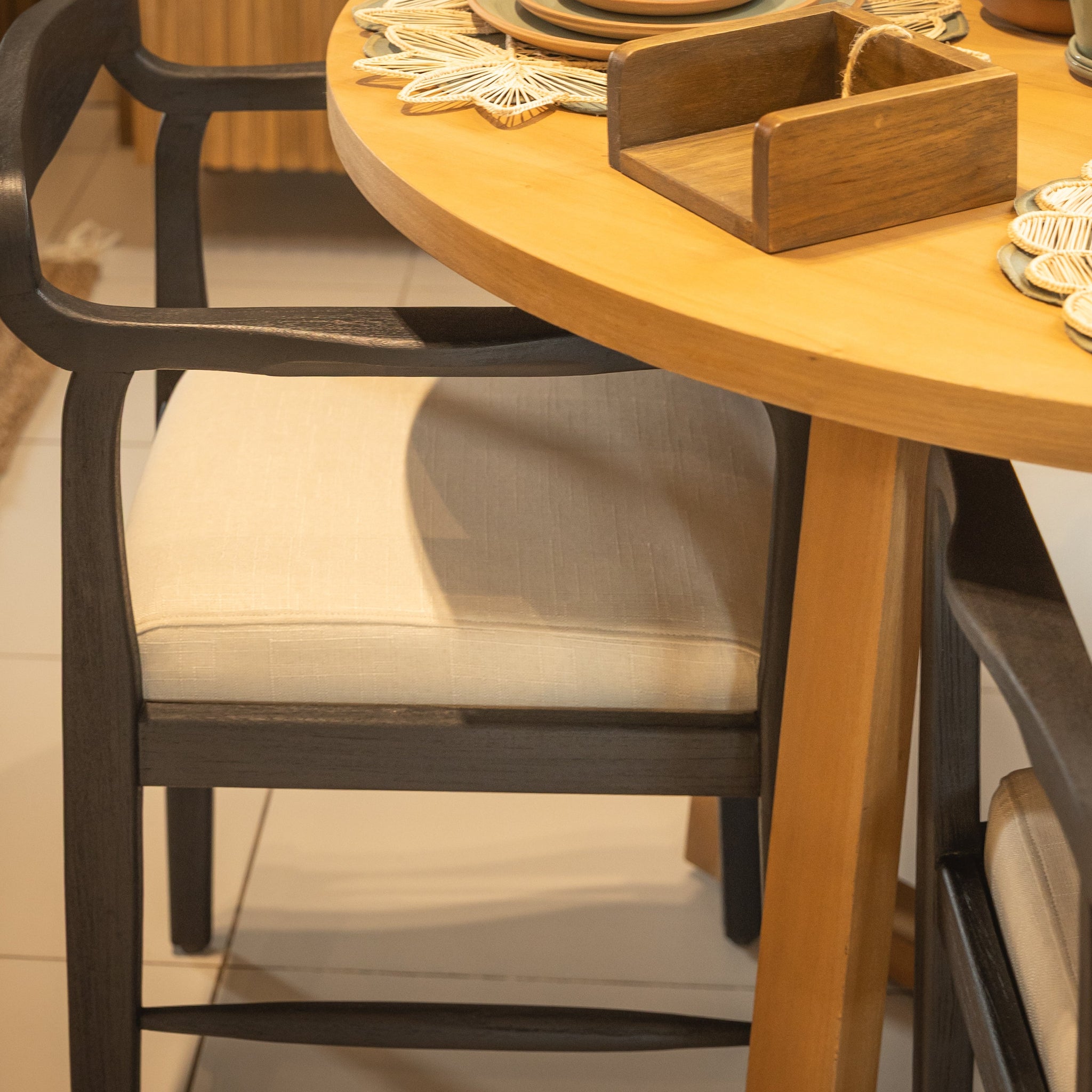 SILLA HONEY TAPIZADA